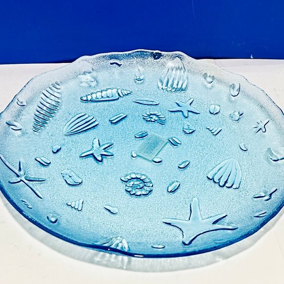NEW… Set of Two [2] Glass Sea Shell Plates, by Beachcombers, 11.25” Approximate - Picture 2 of 16
